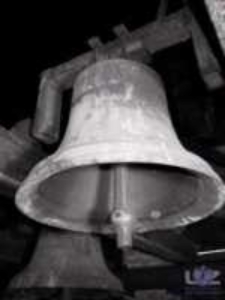 Ochla (kościół Najświętszej Trójcy) - dzwon (datowanie 1728 r.)
