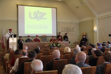 Uroczystość wręczenia tytułu doktora honoris causa Uniwersytetu Zielonogórskiego profersorowi Zbigniewowi Kowalowi (fot. 5)