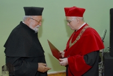 Uroczystość wręczenia tytułu doktora honoris causa Uniwersytetu Zielonogórskiego Krzysztofowi Pendereckiemu (fot. 99)