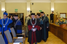 Uroczystość wręczenia tytułu doktora honoris causa Uniwersytetu Zielonogórskiego profesorowi Janowi Węglarzowi (fot. 2)