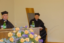 Uroczystość wręczenia tytułu doktora honoris causa Uniwersytetu Zielonogórskiego profesorowi Janowi Węglarzowi (fot. 18)
