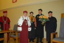 Uroczystość wręczenia tytułu doktora honoris causa Uniwersytetu Zielonogórskiego profesorowi Janowi Węglarzowi (fot. 39)