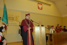 Uroczystość wręczenia tytułu doktora honoris causa Uniwersytetu Zielonogórskiego profesorowi Janowi Węglarzowi (fot. 54)