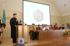 Uroczystość wręczenia tytułu doktora honoris causa Uniwersytetu Zielonogórskiego profesorowi Janowi Węglarzowi (fot. 56)
