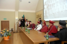Uroczystość wręczenia tytułu doktora honoris causa Uniwersytetu Zielonogórskiego profesorowi Janowi Węglarzowi (fot. 59)