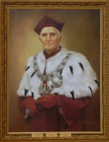 Prof. dr hab. Michał Kisielewicz - Rektor Uniwersytetu Zielonogórskiego w latach 2001-2002 i 2002-2005; Rektor Politechniki Zielonogórskiej w latach 1996-1999 i 1999-2001; Rektor Wyższej Szkoły Inżynierskiej w latach 1981-1984 i 1984-1987