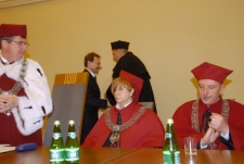 Uroczystość wręczenia tytułu doktora honoris causa Uniwersytetu Zielonogórskiego profesorowi Janowi Węglarzowi (fot. 51)