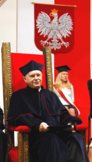 Uroczystość wręczenia tytułu doktora honoris causa Uniwersytetu Zielonogórskiego profesorowi Owenowi Gingerichowi (fot. 30)