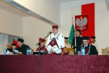 Uroczystość wręczenia tytułu doktora honoris causa Uniwersytetu Zielonogórskiego profesorowi Owenowi Gingerichowi (fot. 43)