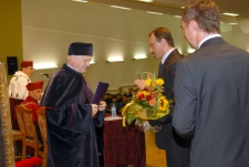 Uroczystość wręczenia tytułu doktora honoris causa Uniwersytetu Zielonogórskiego profesorowi Owenowi Gingerichowi (fot. 75)