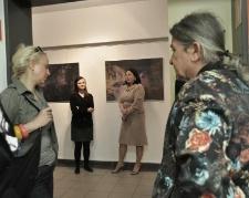 Połowa życia - relacja fotograficzna z wernisażu (fot. 1)