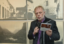 Grafika Bye Bye - relacja fotograficzna z wernisażu (fot. 1)