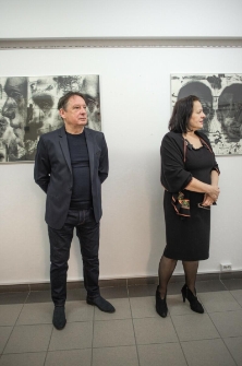 Czerń i biel - kolor i z powrotem - relacja fotograficzna z wernisażu (fot. 14)